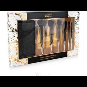 Glitterati Essential Makeup Brush Set